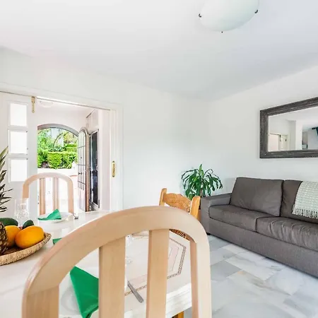 Villa Elviria Sol Марбелья