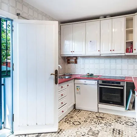 Villa Elviria Sol * 马尔韦利亚