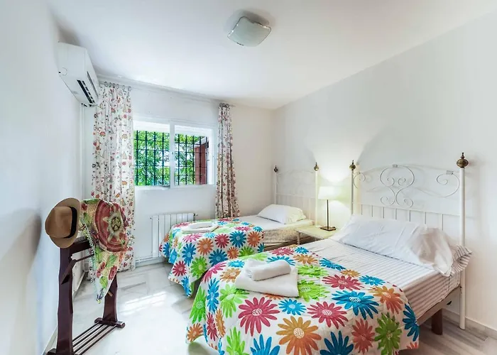 Вілла Villa Elviria Sol *