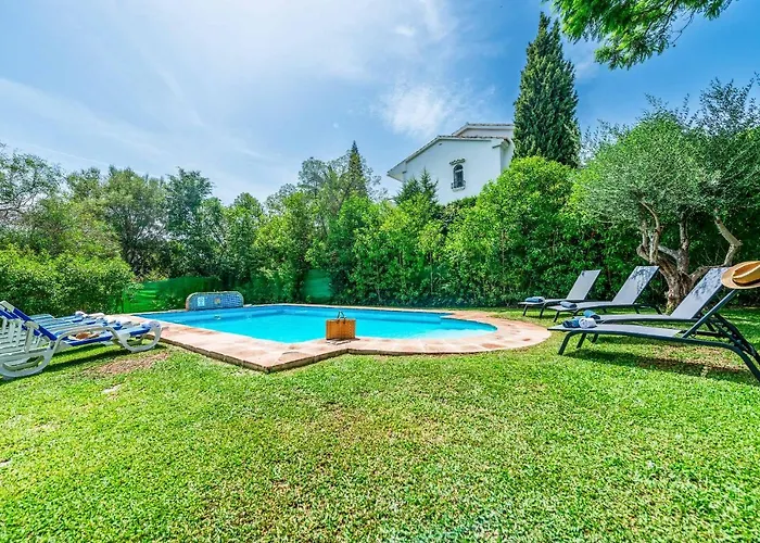 Villa Elviria Sol Марбелья