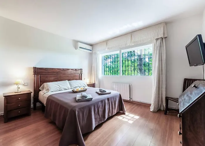Villa Elviria Sol Вілла *